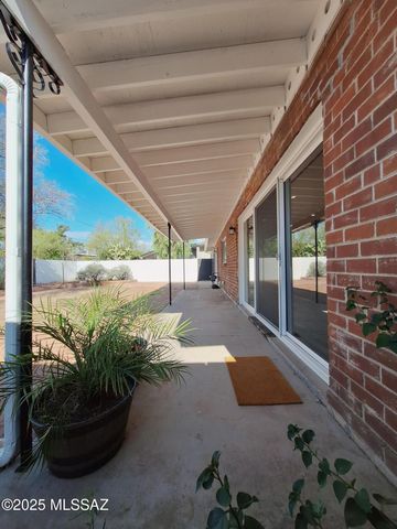 6932 E 4th Street, Tucson, AZ 85710