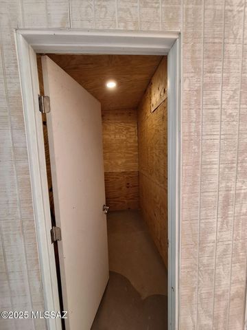 6932 E 4th Street, Tucson, AZ 85710