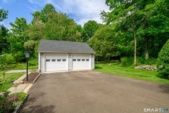 277 Franklin St Extension, Danbury, CT 06811