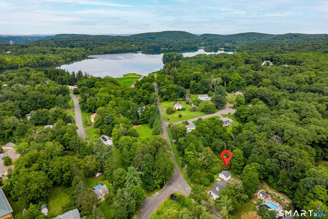 277 Franklin St Extension, Danbury, CT 06811