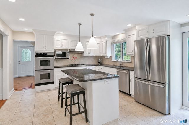277 Franklin St Extension, Danbury, CT 06811