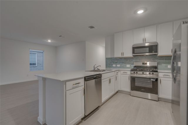 2700 Wispy Creek Drive, Fort Worth, TX 76108