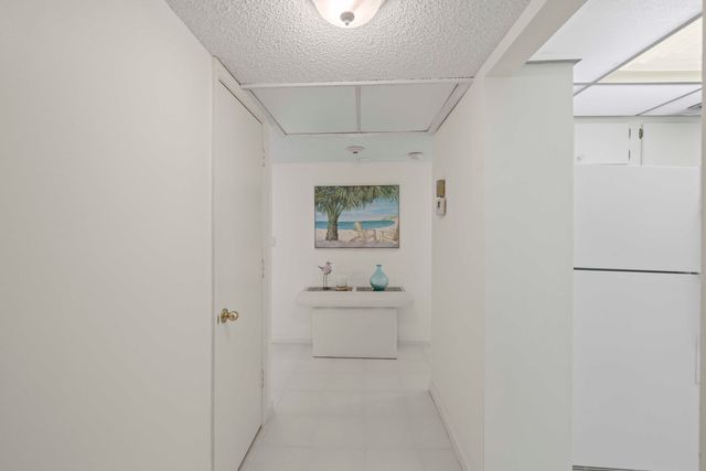 951 De Soto Road 232, Boca Raton, FL 33432