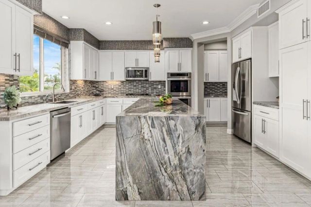 3727 Vista Rim Place, Vista, CA 92084