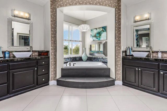 3727 Vista Rim Place, Vista, CA 92084