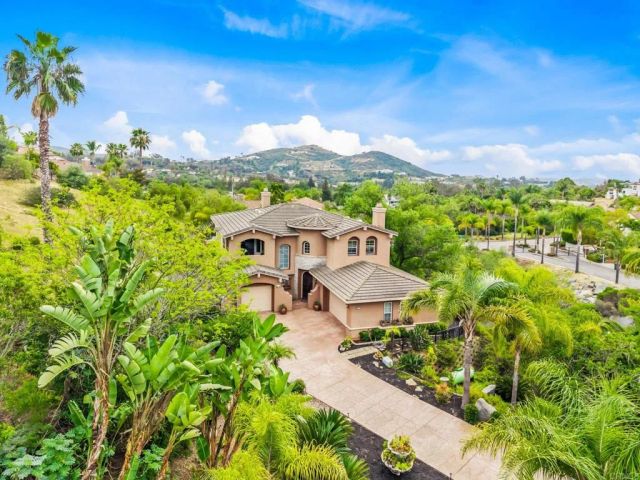 3727 Vista Rim Place, Vista, CA 92084