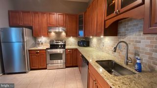 11620 IVYSTONE CT #101, Reston, VA 20191
