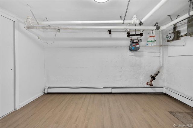 3704 Harper Avenue, Bronx, NY 10466