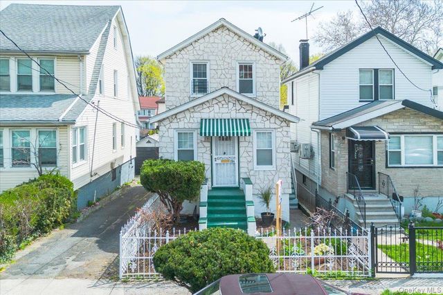 3704 Harper Avenue, Bronx, NY 10466