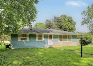 808 Jones Street, Marshall, MI 49068