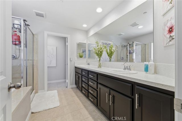 43947 Sondi, Lancaster, CA 93536