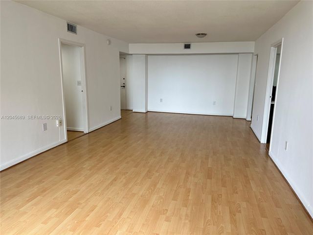 2333 Brickell Avenue 1610, Miami, FL 33129