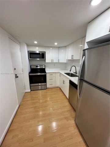 2333 Brickell Avenue 1610, Miami, FL 33129
