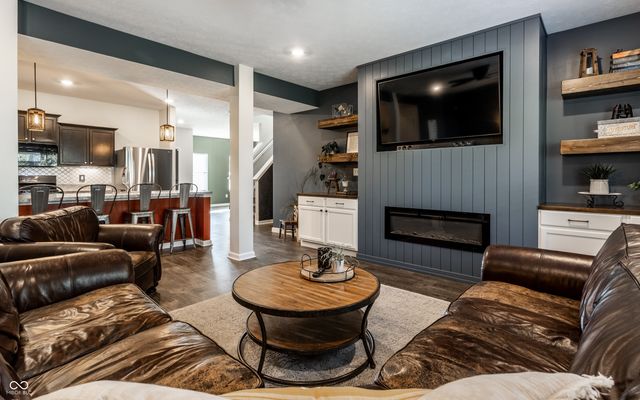 9818 April Rose Drive, Fishers, IN 46040