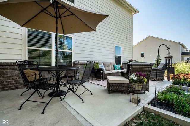9818 April Rose Drive, Fishers, IN 46040