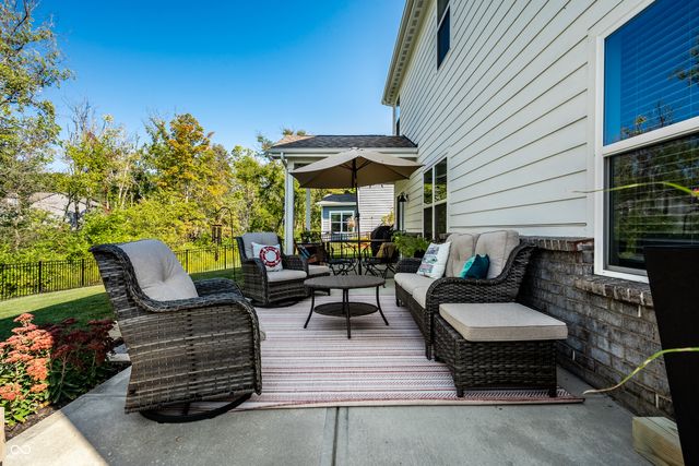 9818 April Rose Drive, Fishers, IN 46040