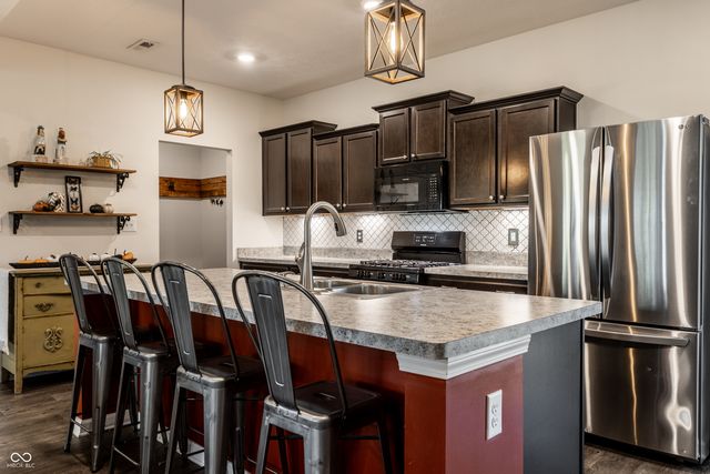 9818 April Rose Drive, Fishers, IN 46040