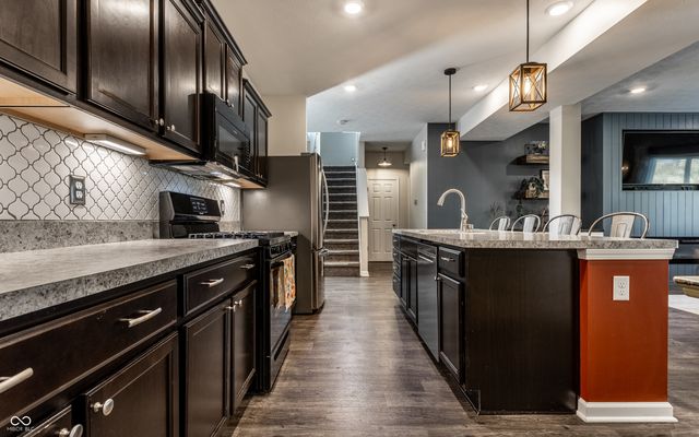 9818 April Rose Drive, Fishers, IN 46040