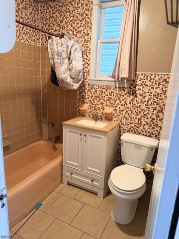 227 Columbia Ave, Jersey City, NJ 07307