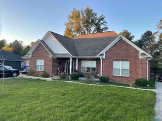 160 Shaw Street, Albertville, AL 35950