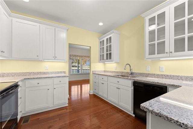 65 Golden Autumn Drive, Dahlonega, GA 30533