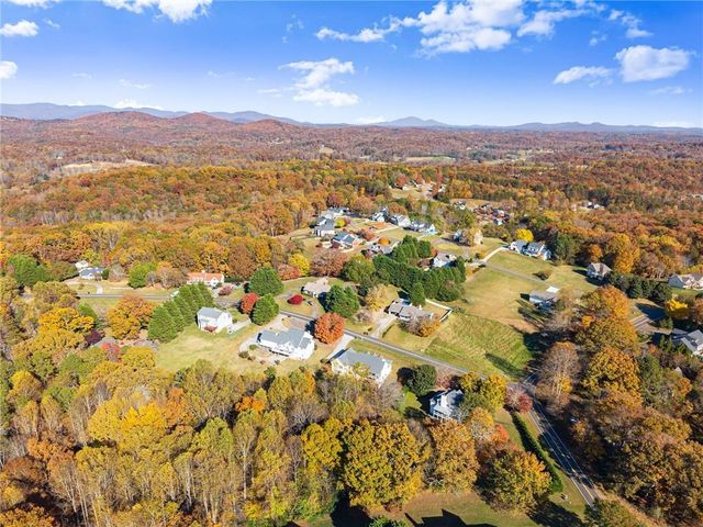 65 Golden Autumn Drive, Dahlonega, GA 30533