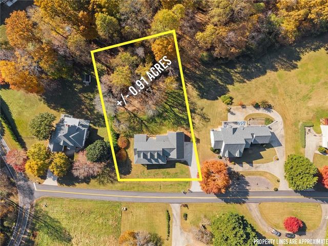 65 Golden Autumn Drive, Dahlonega, GA 30533