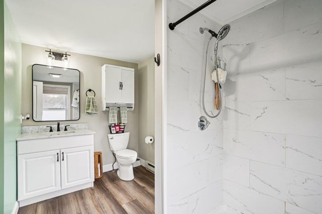 7 Hadley Road, Merrimack, NH 03054