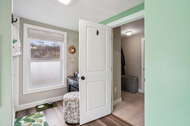 7 Hadley Road, Merrimack, NH 03054