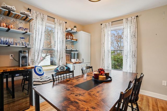 7 Hadley Road, Merrimack, NH 03054