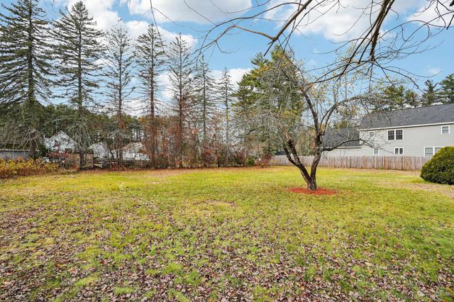 7 Hadley Road, Merrimack, NH 03054