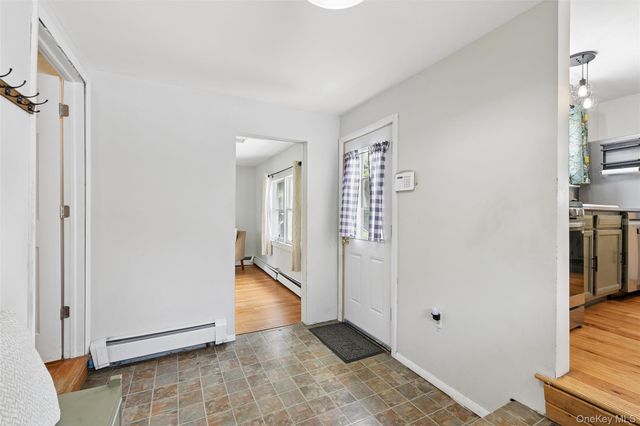8 Beecher Avenue, East Islip, NY 11730
