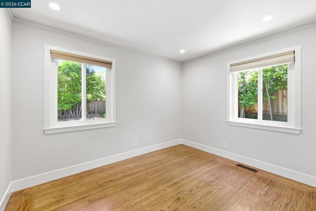 2760 Walnut Blvd, Walnut Creek, CA 94596