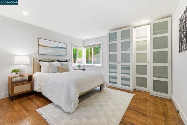 2760 Walnut Blvd, Walnut Creek, CA 94596