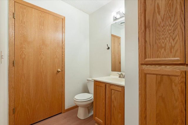 472 Aqua Circle, Lino Lakes, MN 55014