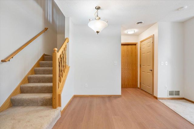 472 Aqua Circle, Lino Lakes, MN 55014