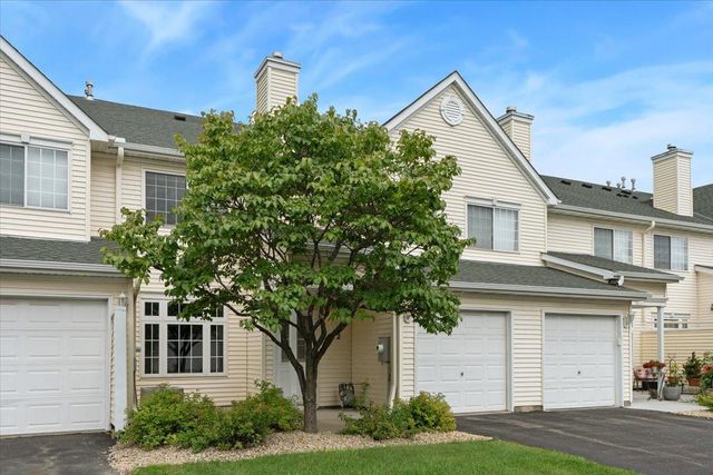 472 Aqua Circle, Lino Lakes, MN 55014