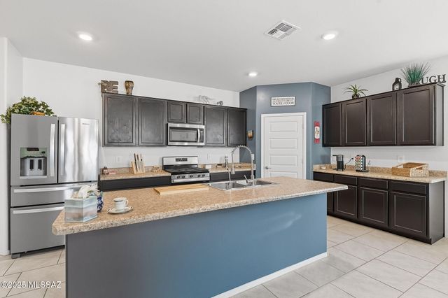 10140 N Leopard Gecko Terrace, Marana, AZ 85653