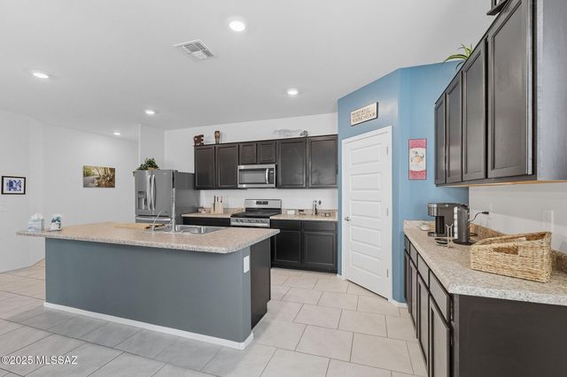 10140 N Leopard Gecko Terrace, Marana, AZ 85653