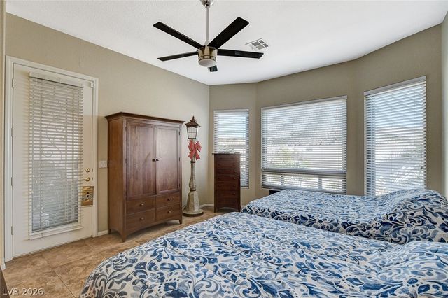 3290 Squire Street, Las Vegas, NV 89135