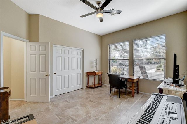 3290 Squire Street, Las Vegas, NV 89135