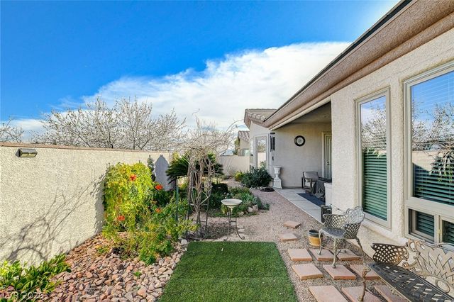 3290 Squire Street, Las Vegas, NV 89135