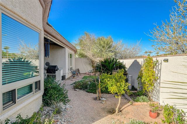 3290 Squire Street, Las Vegas, NV 89135