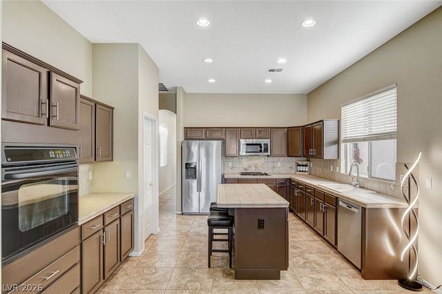 3290 Squire Street, Las Vegas, NV 89135