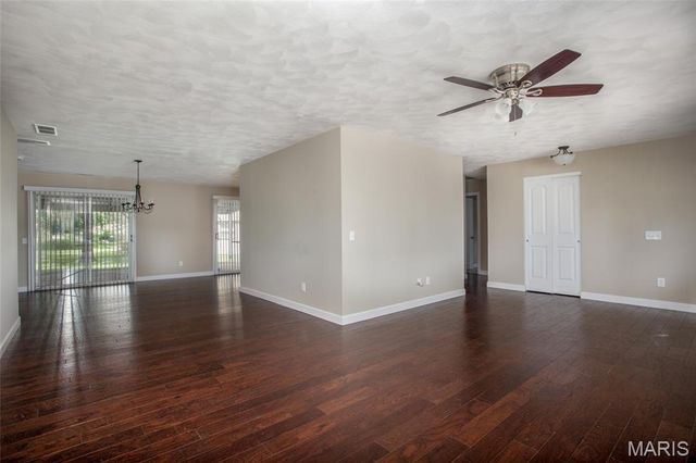 5127 Towne South Road, Unincorporated, MO 63128