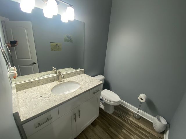 7009 W Crandall Avenue, Worth, IL 60482