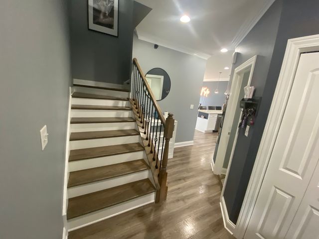 7009 W Crandall Avenue, Worth, IL 60482