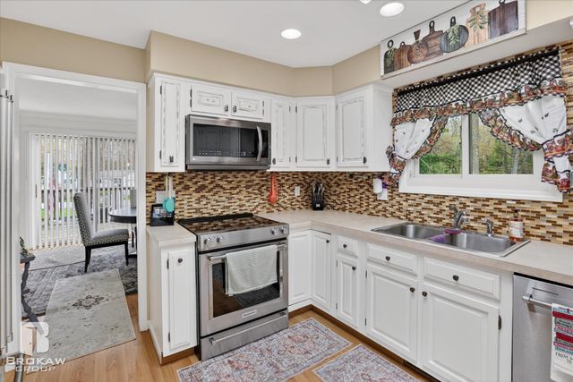 3596 E Jane Drive, Midland, MI 48642