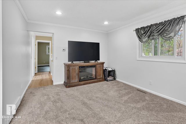 3596 E Jane Drive, Midland, MI 48642
