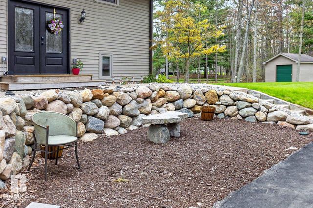 3596 E Jane Drive, Midland, MI 48642